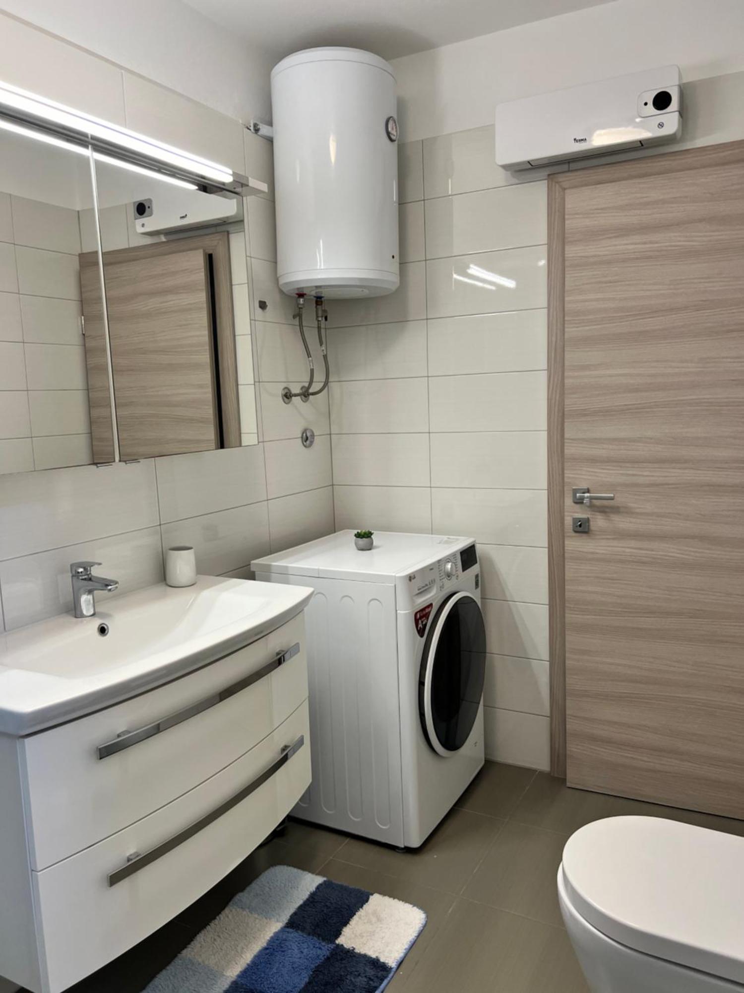 Apartmani Ivelic Supetar Exterior foto