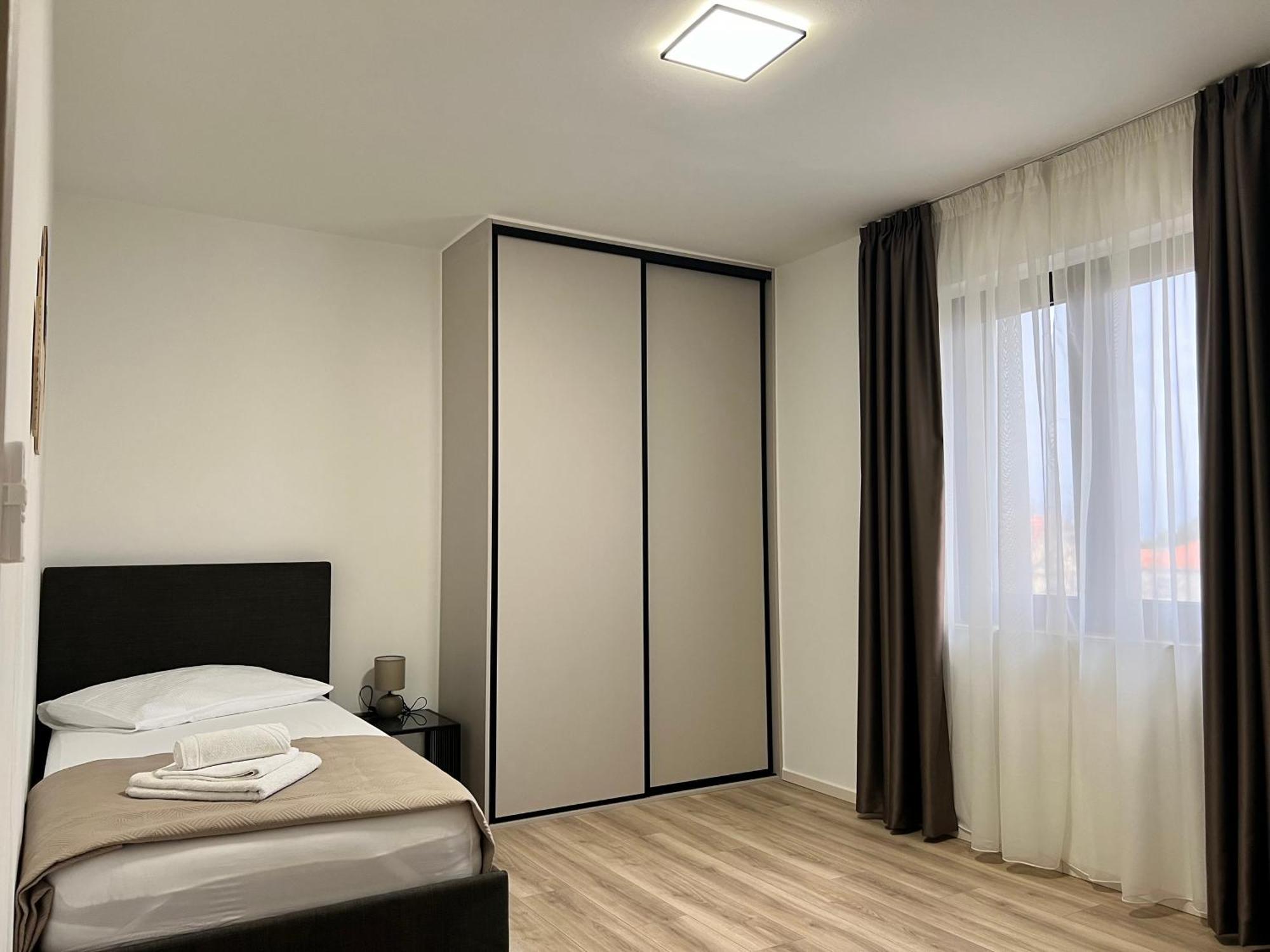 Apartmani Ivelic Supetar Exterior foto